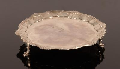 Appraisal: A George II silver card waiter William Peaston London with