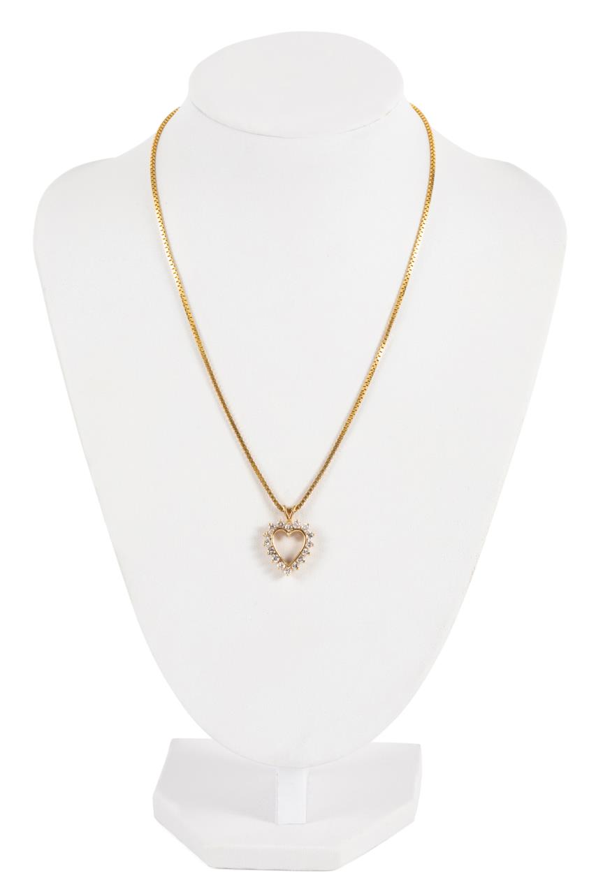 Appraisal: K YELLOW GOLD DIAMOND HEART PENDANT W CHAIN Modern k