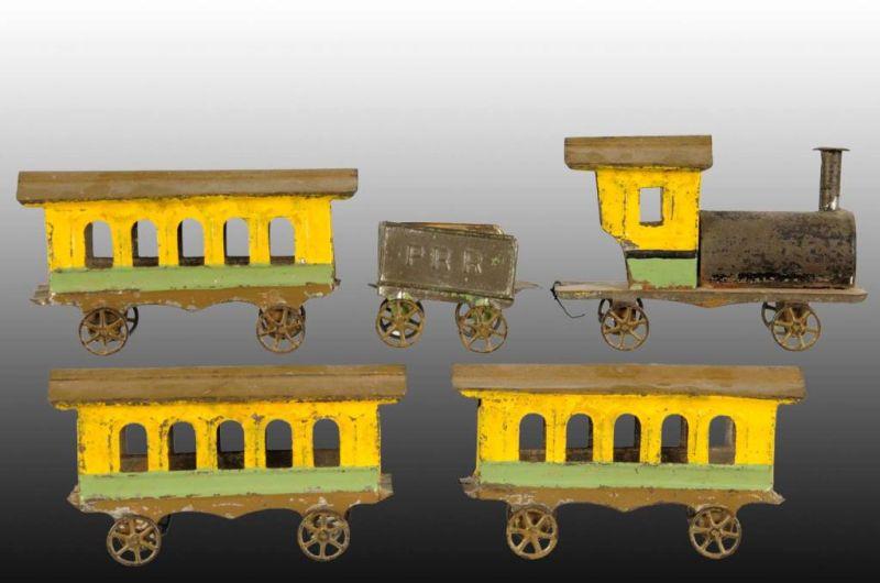 Appraisal: Early American Tin Toy Train Set Description th century Five