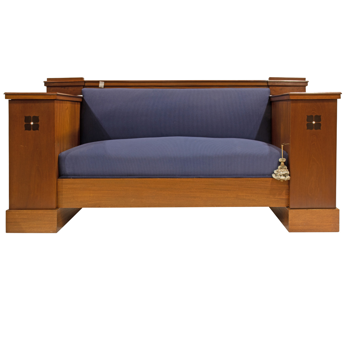 Appraisal: A BERKELEY MILLS ARTS AND CRAFTS STYLE SETTEE A Berkeley