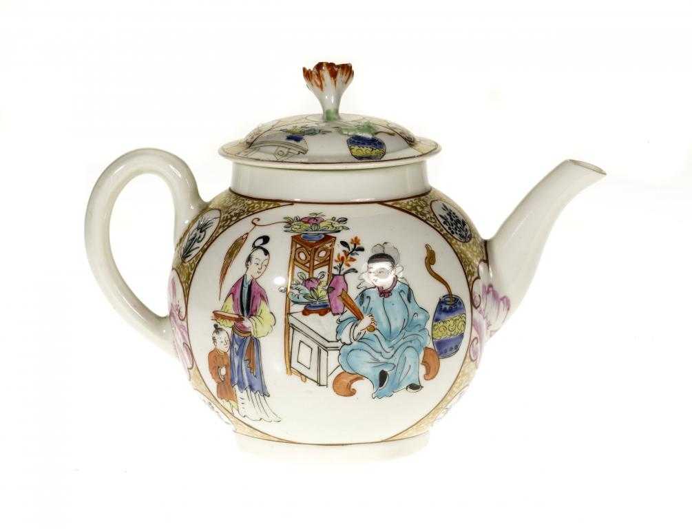 Appraisal: A WORCESTER GLOBULAR TEAPOT AND COVER enamelled to either side