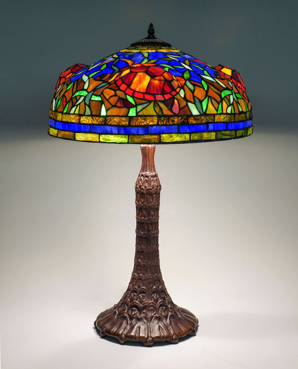 Appraisal: TIFFANY STYLE STAINED GLASS SEA TURTLE LAMP Tiffany style light