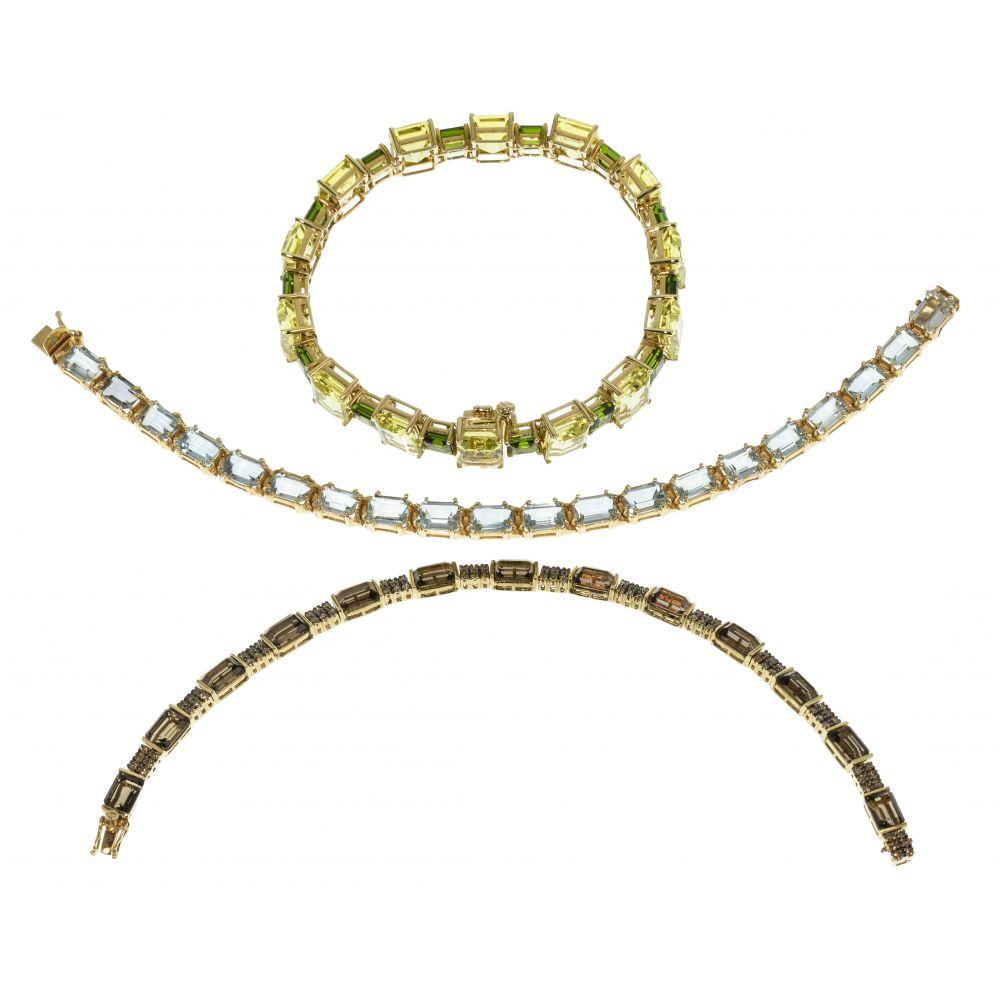 Appraisal: K YELLOW GOLD AND SEMI-PRECIOUS GEMSTONE BRACELET ASSORTMENT bracelets having