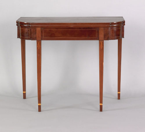 Appraisal: Federal mahogany card table ca the rectangular top with ovolo