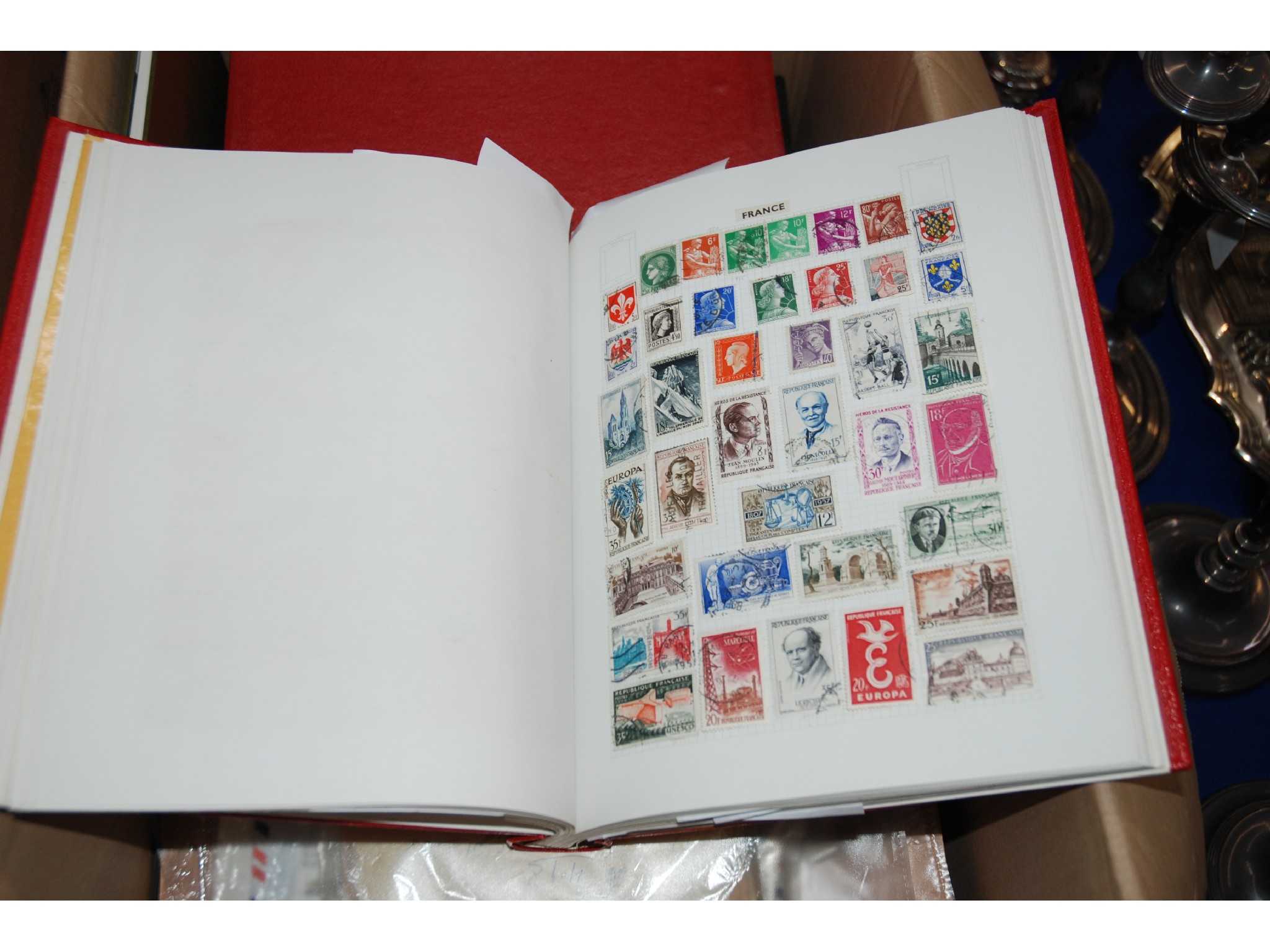 Appraisal: A collection of stamp albums and loose stamps