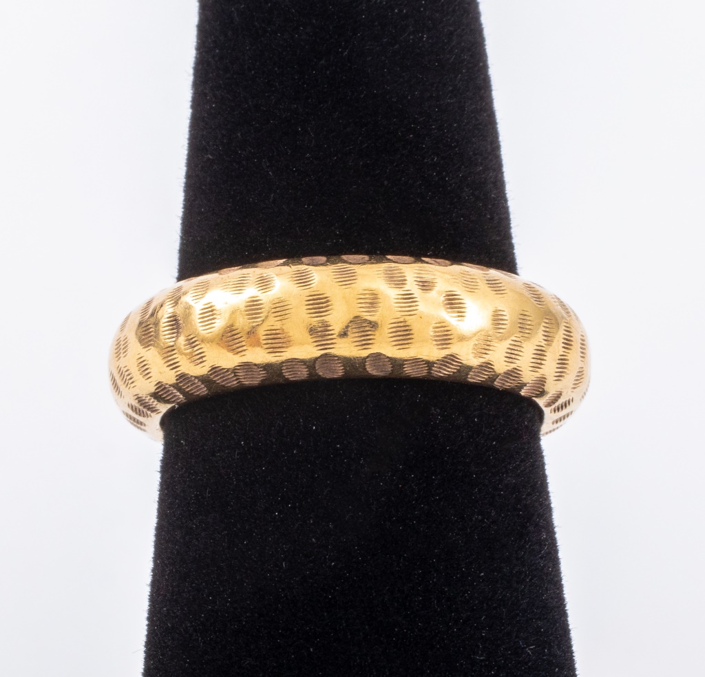 Appraisal: MODERN ITALIAN K YELLOW GOLD HOLLOW RING Modern Italian K