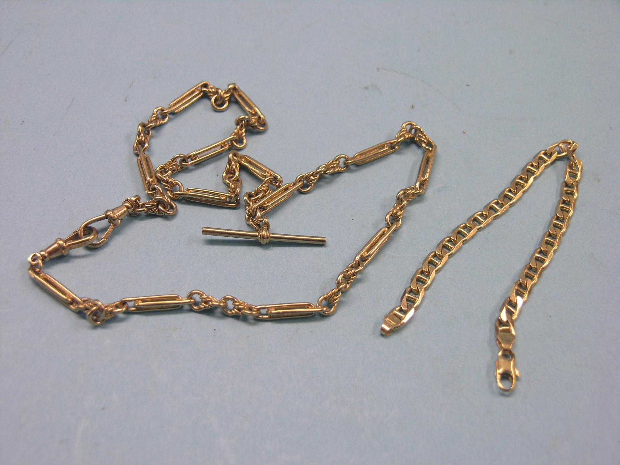 Appraisal: A ct gold watch-chain with T-bar and clip grams and