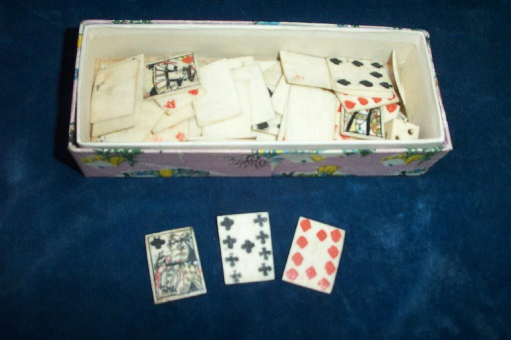 Appraisal: A deck of early th century bone work playing cards