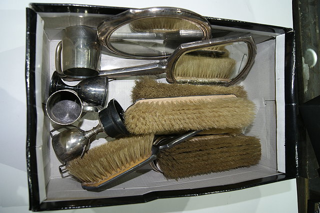 Appraisal: A QUANTITY OF MISCELLANEOUS SILVER BACKED DRESSING TABLE WARE of