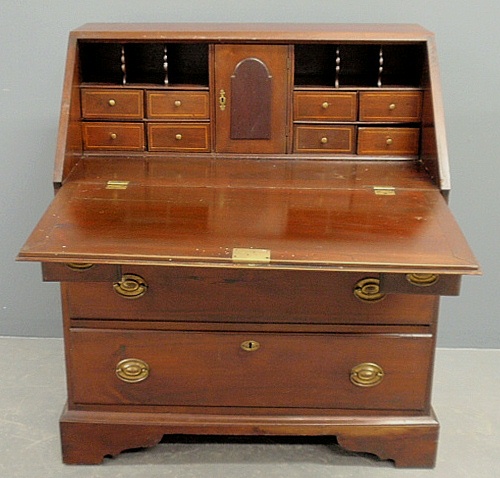 Appraisal: - Pennsylvania Queen Anne mahogany slant-lid desk c the interior