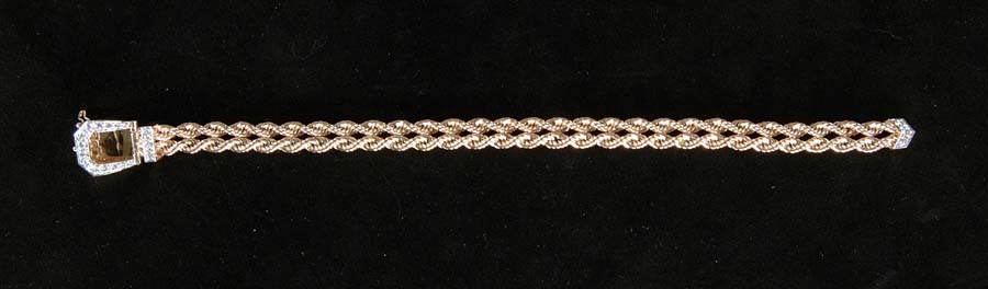 Appraisal: GOLD DIAMOND BRACELET Beautiful k yellow gold bracelet consists of