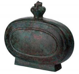 Appraisal: A CHINESE BRONZE BIAN HU BOTTLE WITH A GARLIC MOUTH