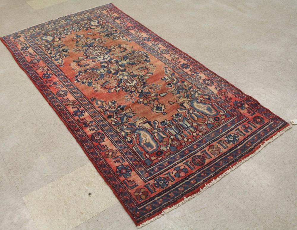 Appraisal: SEMI-ANTIQUE PERSIAN AREA RUG Hamadan Province northwestern Iran floral design