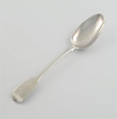 Appraisal: A George III Fiddle pattern tablespoon by John Sulter of