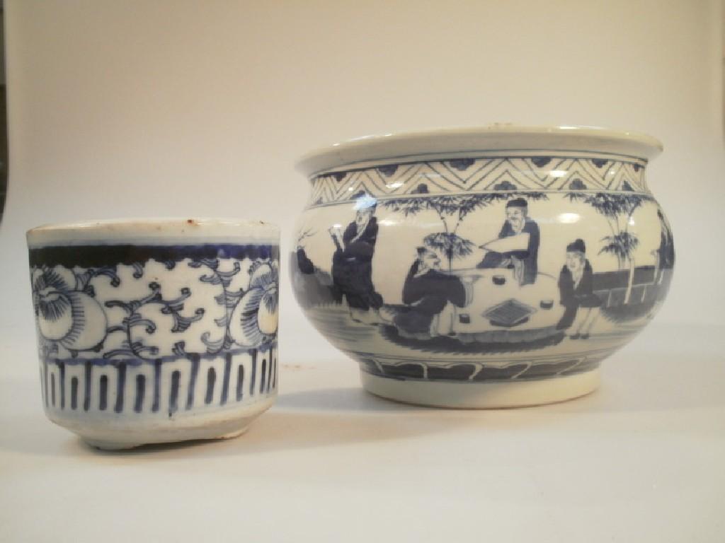 Appraisal: A Chinese jardiniere decorated in underglaze blue with figure a