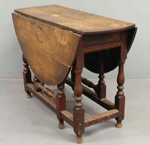 Appraisal: William Mary gate-leg table c with a single drawer drop