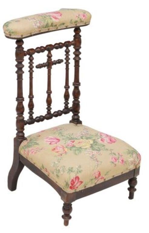 Appraisal: French turned wood prie-dieu prayer chair th c having floral