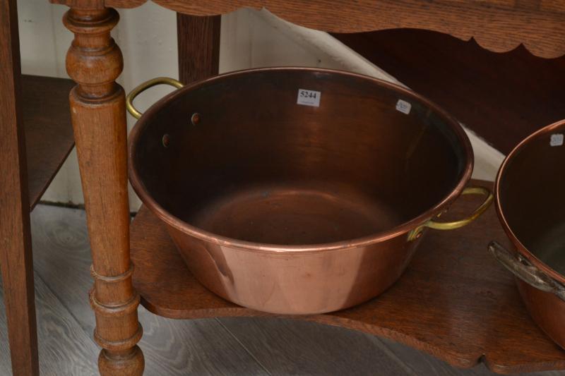 Appraisal: A COPPER POT WITH TWO HANDLES A COPPER POT WITH