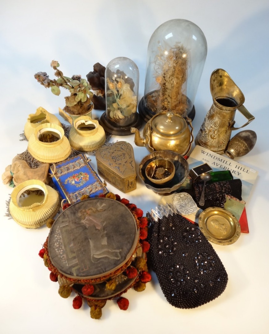 Appraisal: Various bygones and collectables to include a Victorian floral arrangement