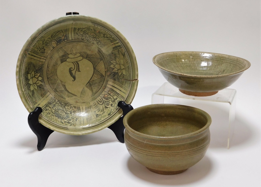 Appraisal: PC SAWANKHALOK CERAMIC POTTERY GROUP China Thailand th- th CenturyIncludes