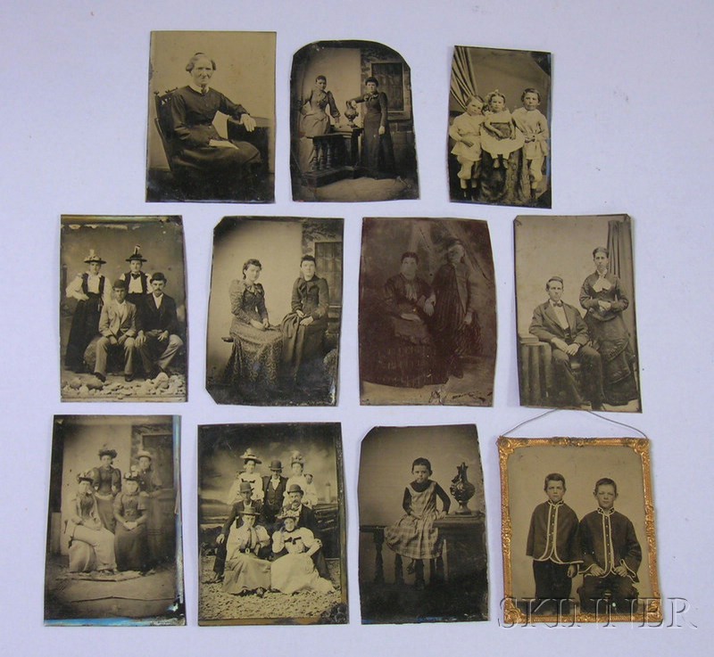 Appraisal: Thirty-three Early Portrait Photographs twelve daguerreotypes and twenty-one tintypes in