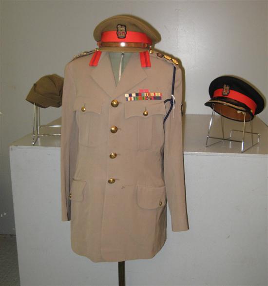 Appraisal: Royal Horse Guards and st Dragoons officers khaki uniform jacket