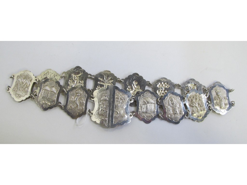 Appraisal: Eastern white metal belt