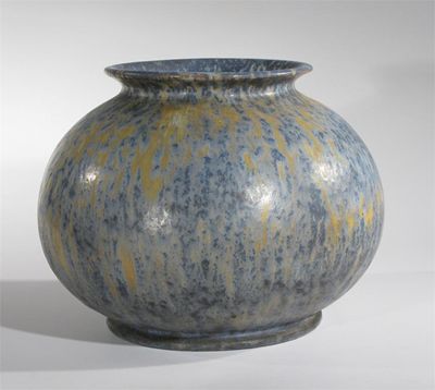 Appraisal: A large Ashby Guild ovoid vase with flaring rim covered