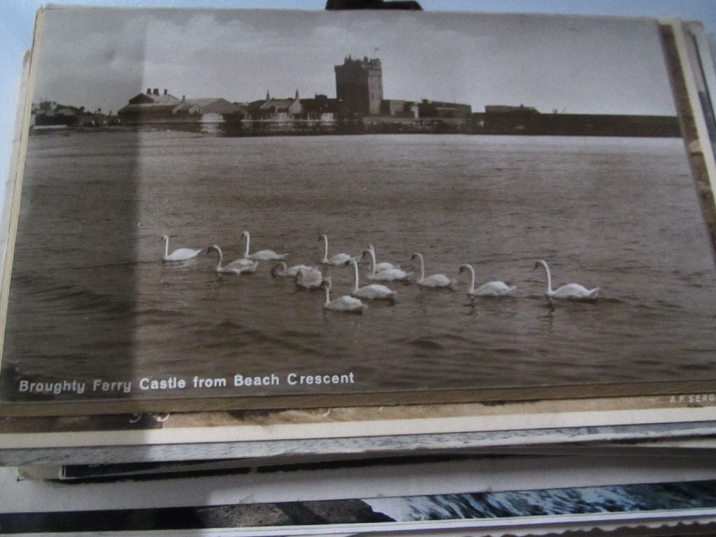 Appraisal: Box of assorted postcards and souvenir cards