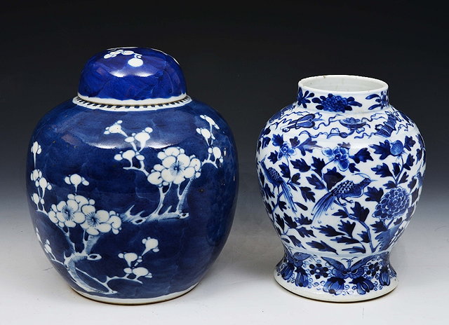 Appraisal: A CHINESE BLUE AND WHITE PORCELAIN BALUSTER VASE with crysanthemum