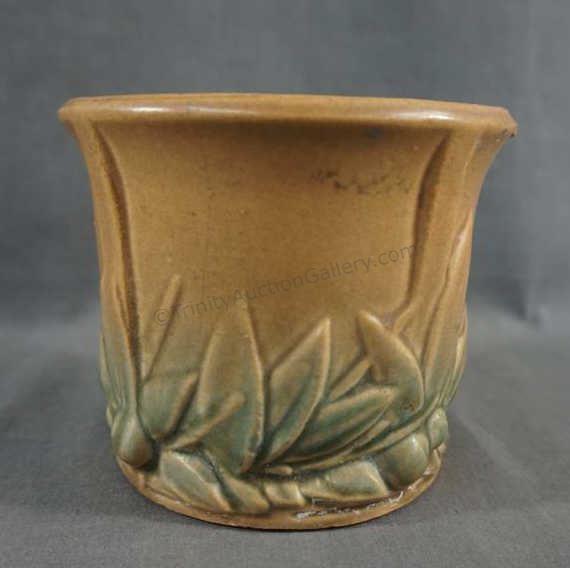 Appraisal: Leaves and Berries pattern - Produced by Nelson McCoy Pottery