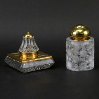 Appraisal: Grouping of Two Vintage Inkwells Grouping of Two Vintage Inkwells