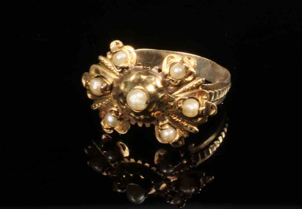 Appraisal: LADY'S RING - Handmade antique ring in a bow motif