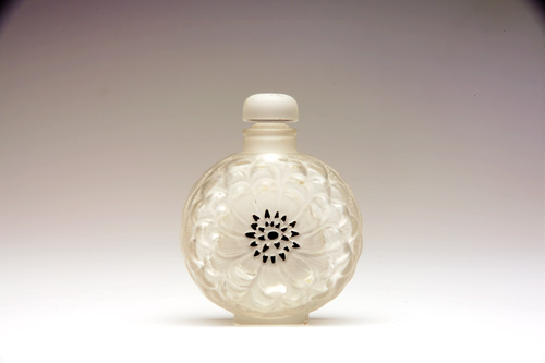 Appraisal: R LALIQUE Dahlia perfume bottle in clear and frosted glass