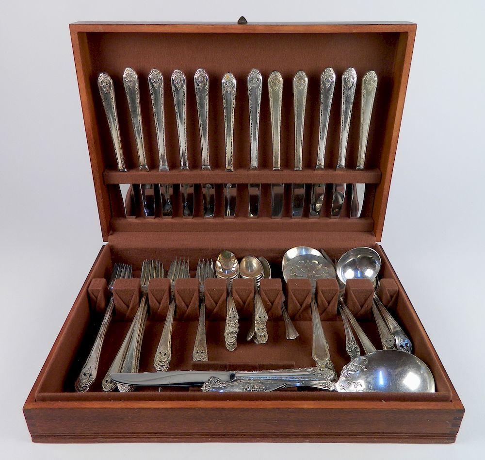 Appraisal: Holmes and Edward silver plate flatware service Holmes and Edward