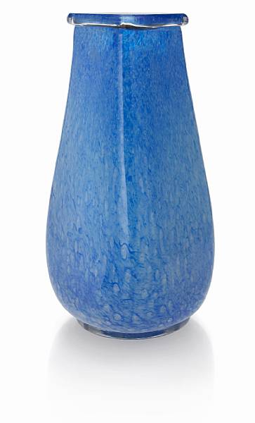 Appraisal: A Steuben blue Cluthra glass vase shape 's unsigned height