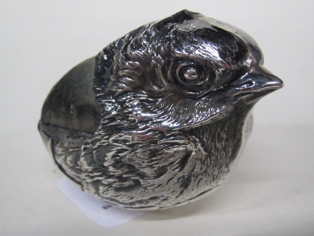 Appraisal: Novelty silver pin cushion modelled as a bird cm tall