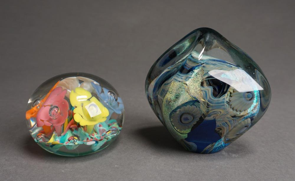 Appraisal: ROBERT EICKHOLT GLASS PAPERWEIGHT AND A ST CLAIR GLASS PAPERWEIGHTRobert