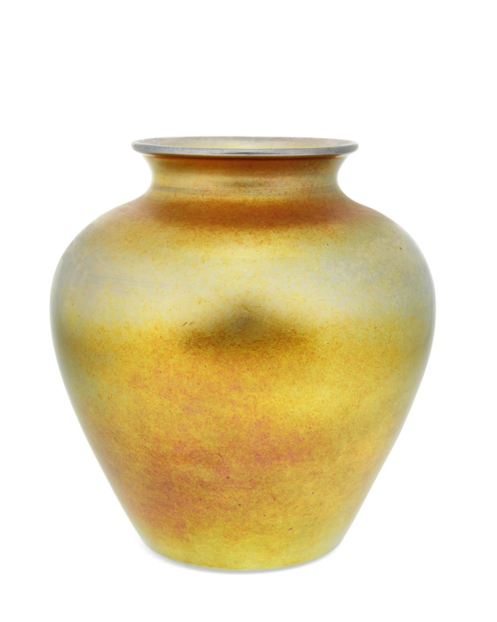 Appraisal: A Steuben Aurene glass vase Circa - Corning New York