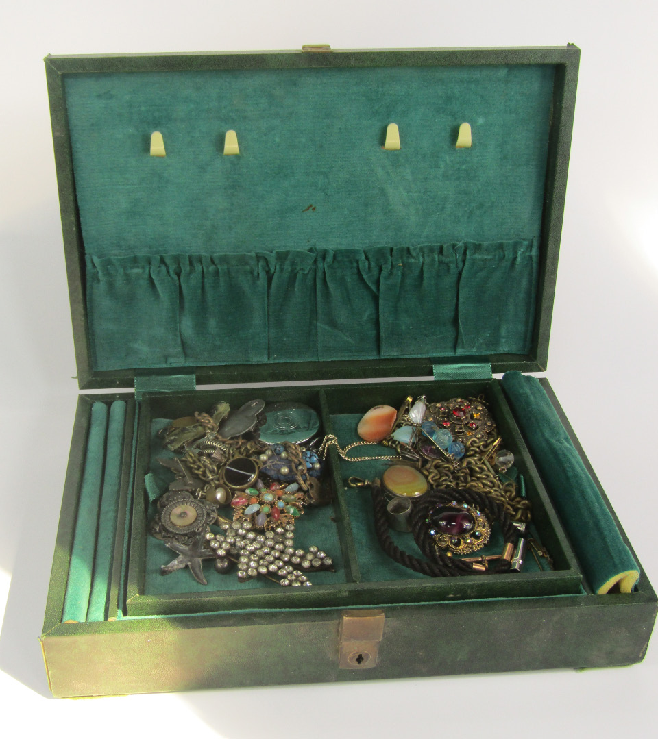 Appraisal: Victorian and later costume jewellery contained in a green jewellery