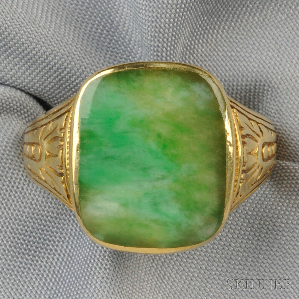 Appraisal: kt Gold and Jade Ring bezel-set with a jade tablet