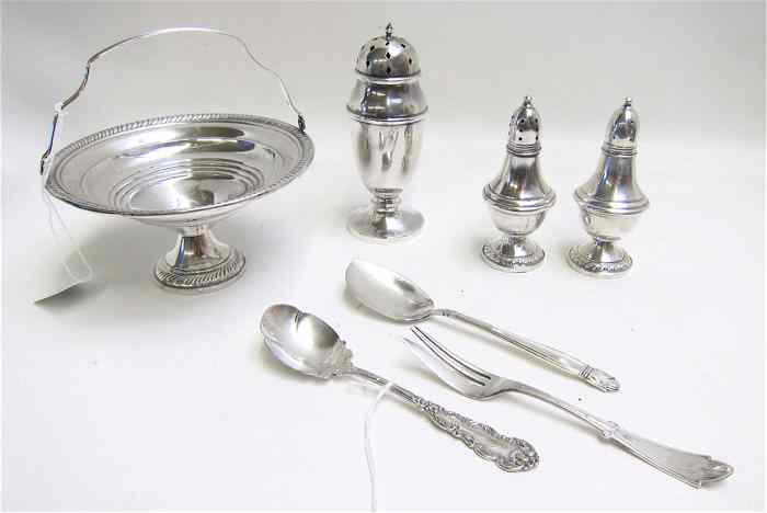 Appraisal: SEVEN ASSORTED STERLING FLATWARE TABLEWARE flatware troy ozs English muffineer