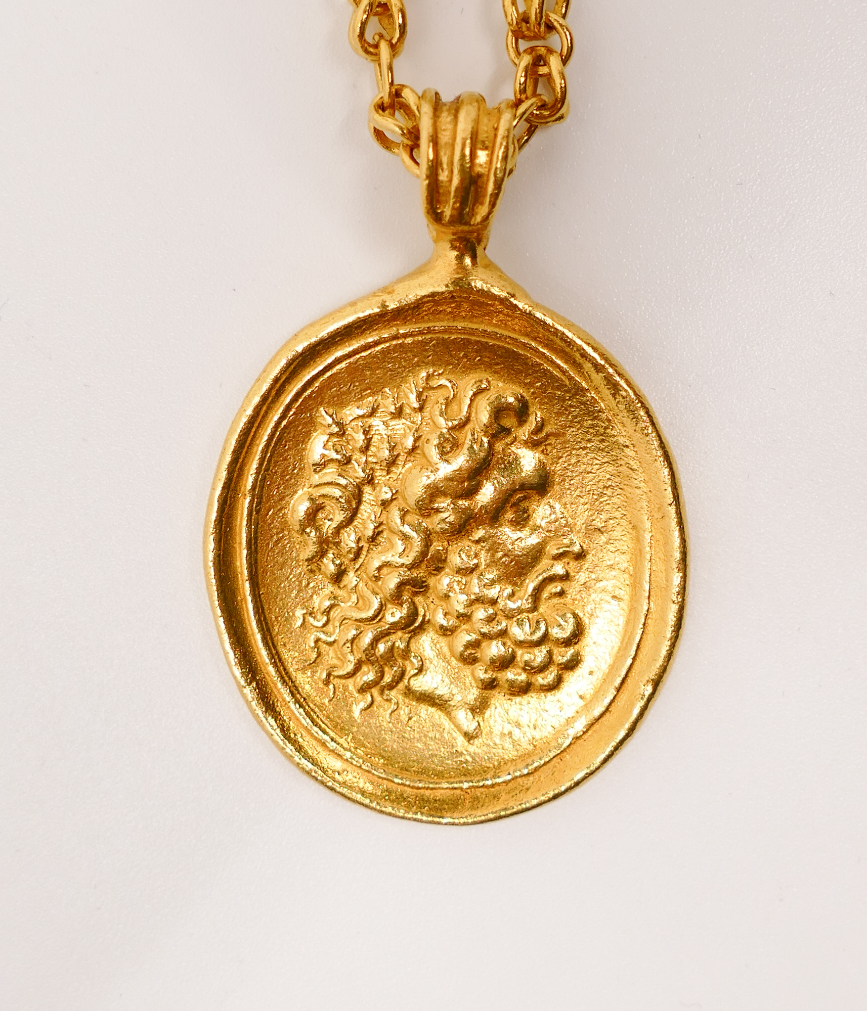 Appraisal: K Gold Ulysses Cameo Pendant on Chain Pendant measures ''