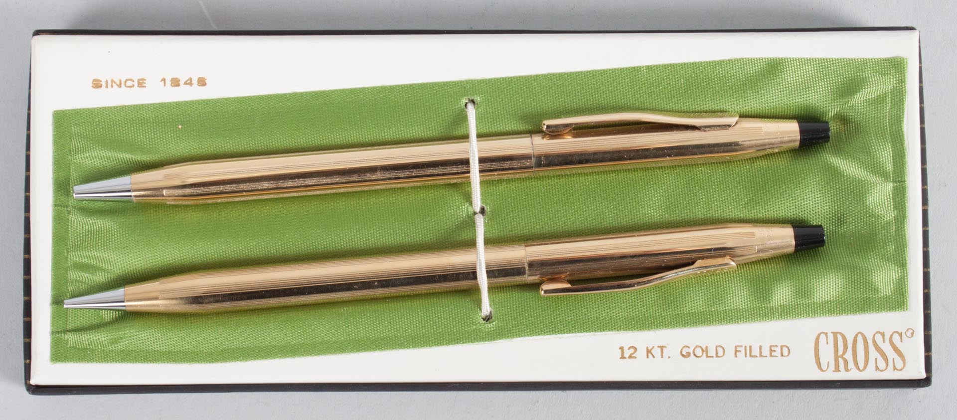 Appraisal: Cross K gold filled pen pencil set in original fitted