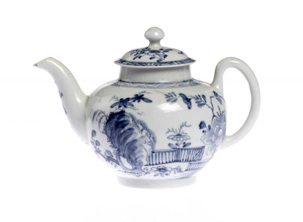 Appraisal: A RARE AND EARLY WORCESTER TEAPOT AND A COVER of