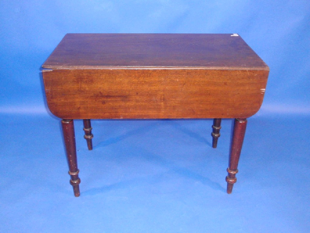 Appraisal: A Victorian mahogany Pembroke table