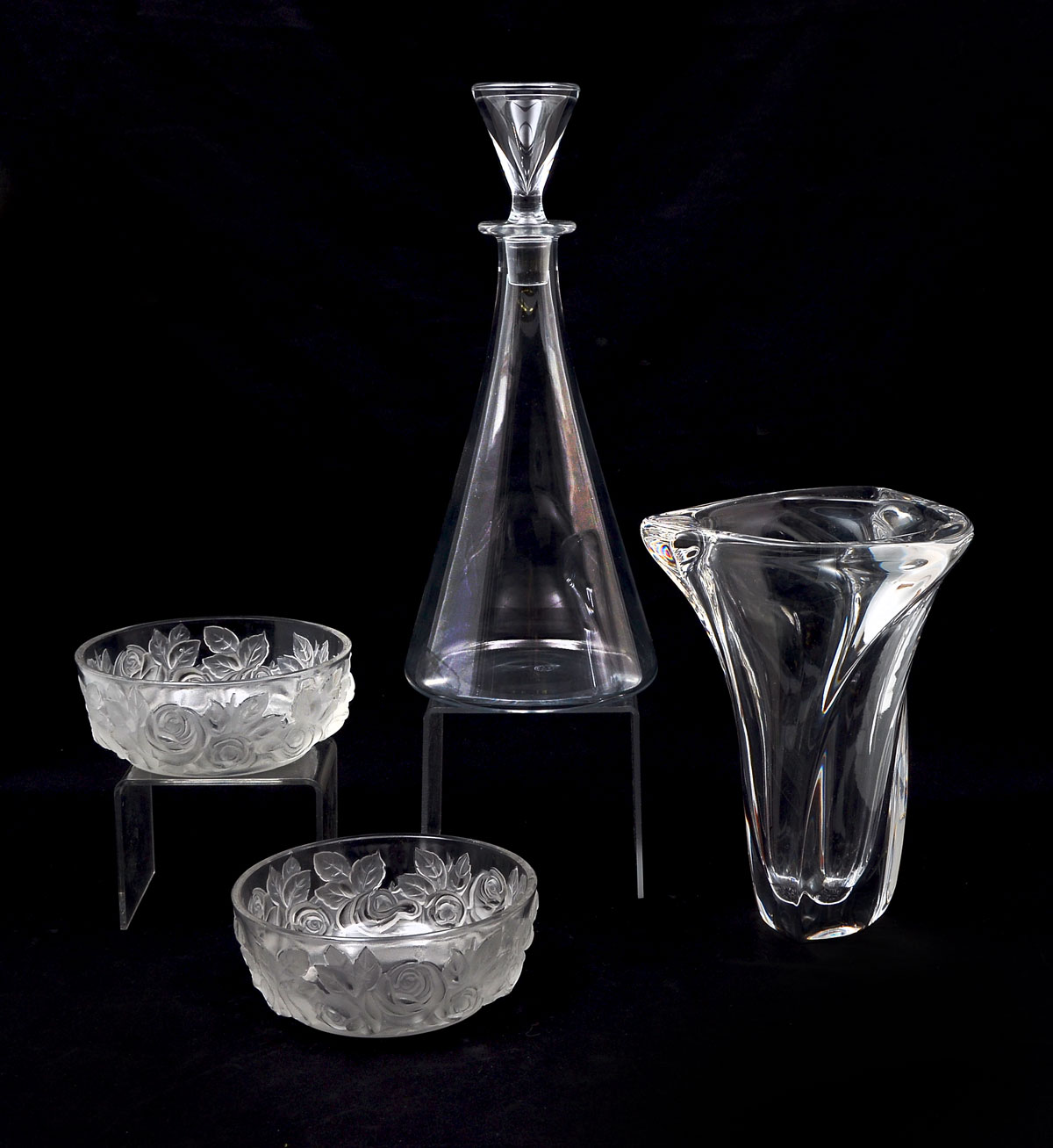 Appraisal: PIECE GLASS CRYSTAL COLLECTION Comprising - Verlys bowls having an