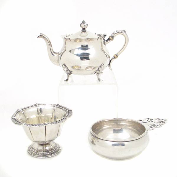 Appraisal: A group of sterling table articles Comprising a pint teapot