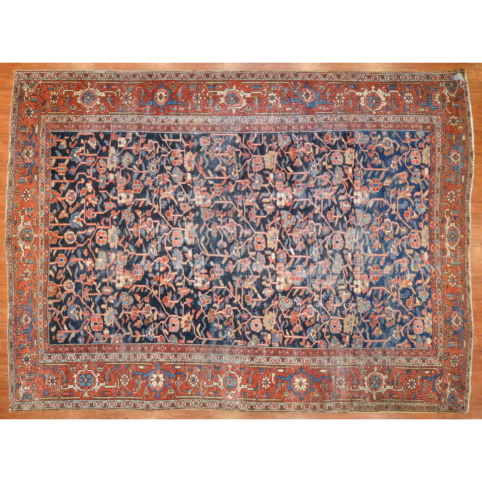 Appraisal: ANTIQUE SERAPI CARPET PERSIA X Second quarter- th century hand-knotted