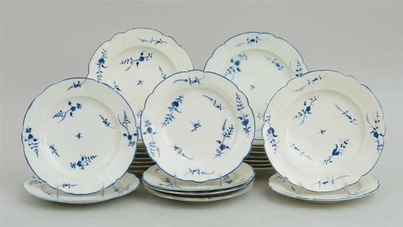 Appraisal: ASSEMBLED SET OF TWENTY-FOUR CHANTILLY PORCELAIN DINNER PLATES Each with